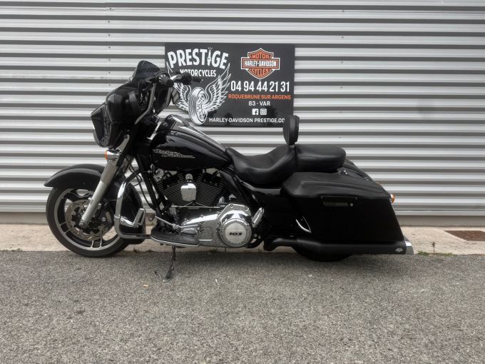 HARLEY-DAVIDSON TOURING STREET GLIDE 1690 4