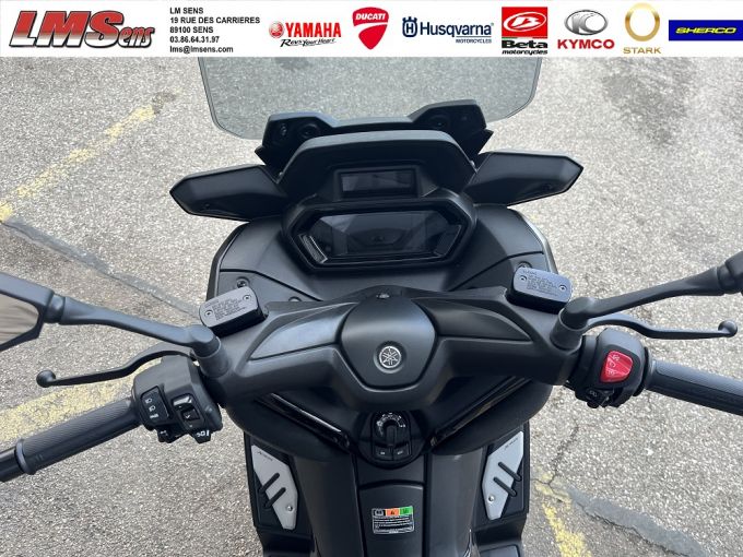 YAMAHA XMAX 125 TECH MAX 4