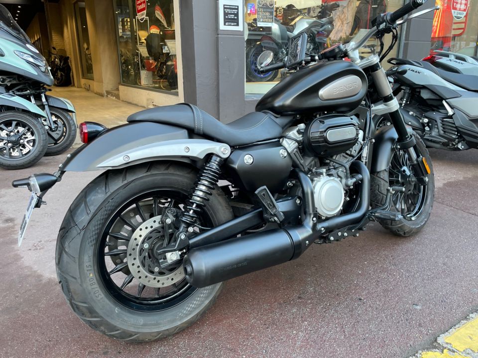 BENDA MOTOR avengers 4