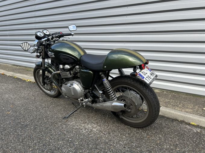 TRIUMPH THRUXTON 900 4