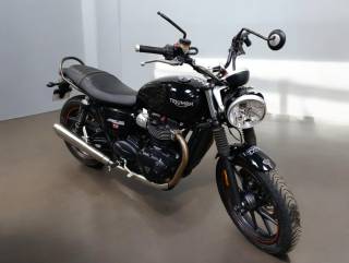 TRIUMPH STREET TWIN  900 - 2016