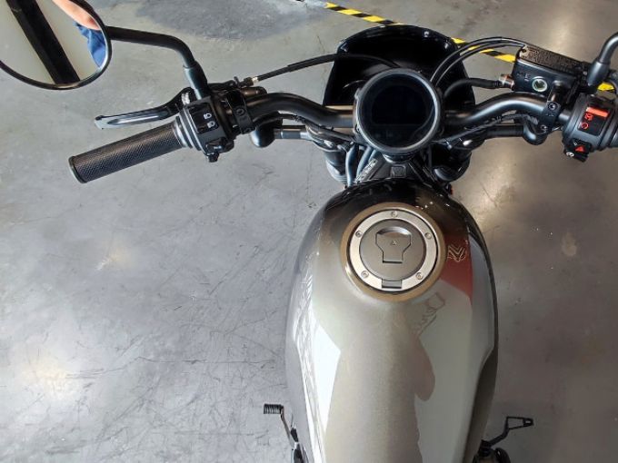 HONDA CMX 500 REBEL 4