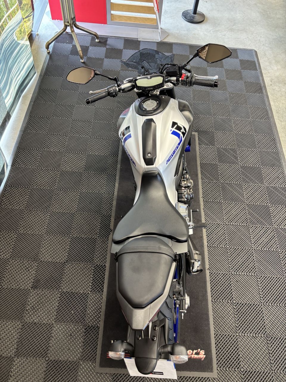 YAMAHA MT-07 (47.5CV) 4