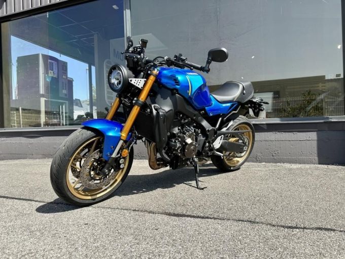 YAMAHA XSR 900 4