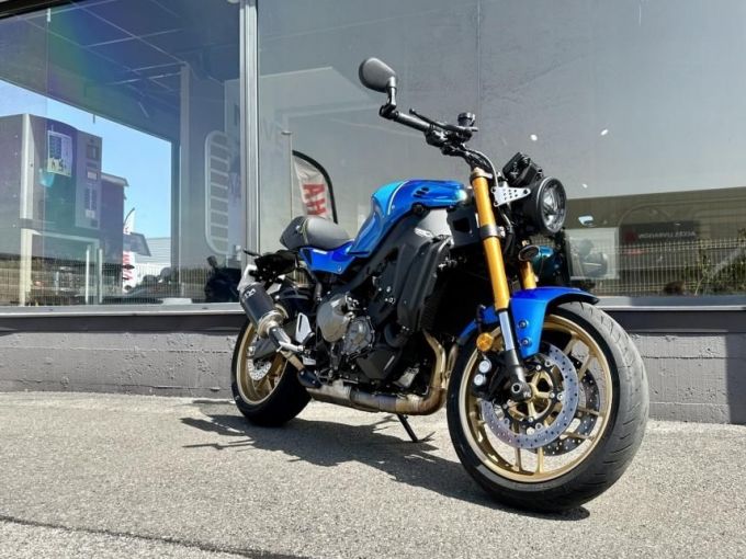 YAMAHA XSR 900 4