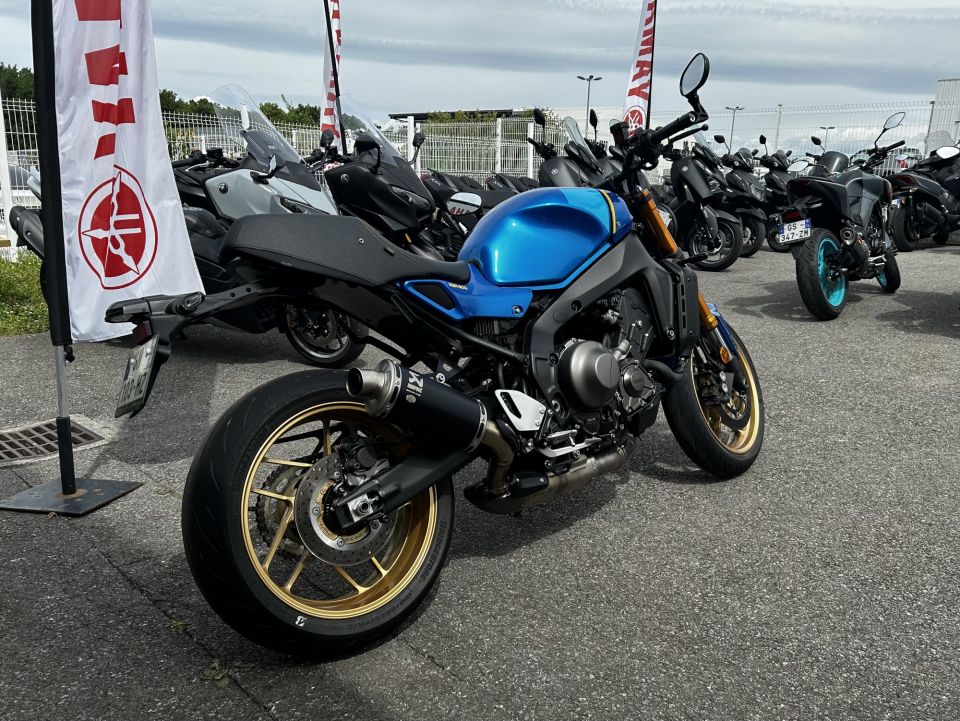 YAMAHA XSR 900 4