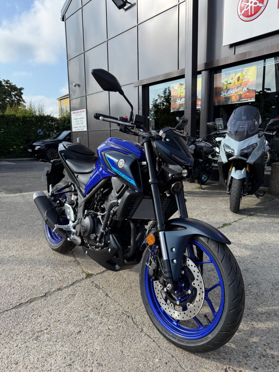 YAMAHA MT-03 4