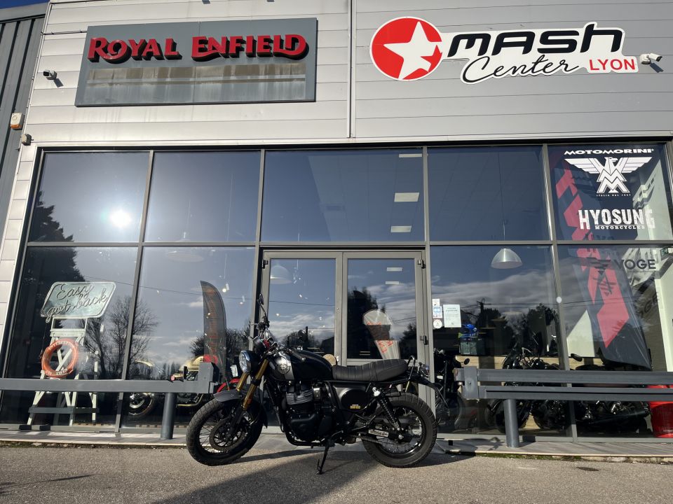 ROYAL ENFIELD INTERCEPTOR 4