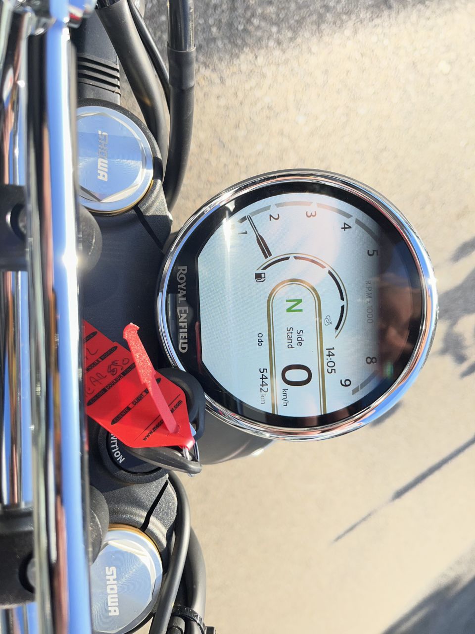 ROYAL ENFIELD INTERCEPTOR 4