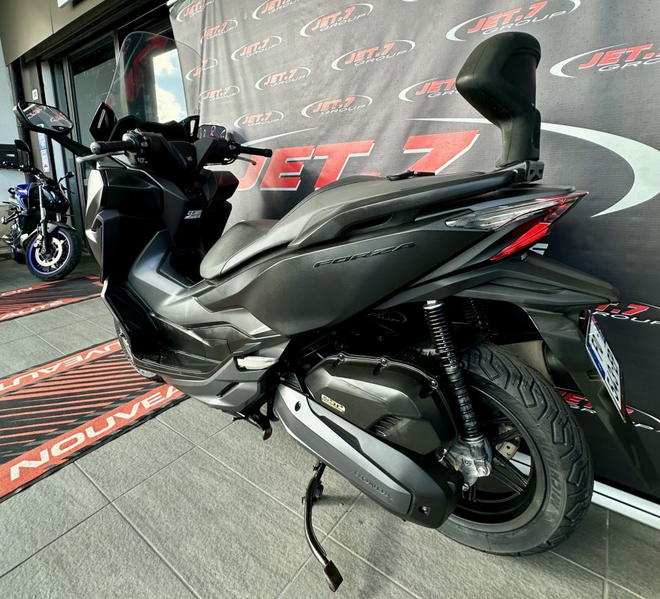 HONDA NSS FORZA 125 4