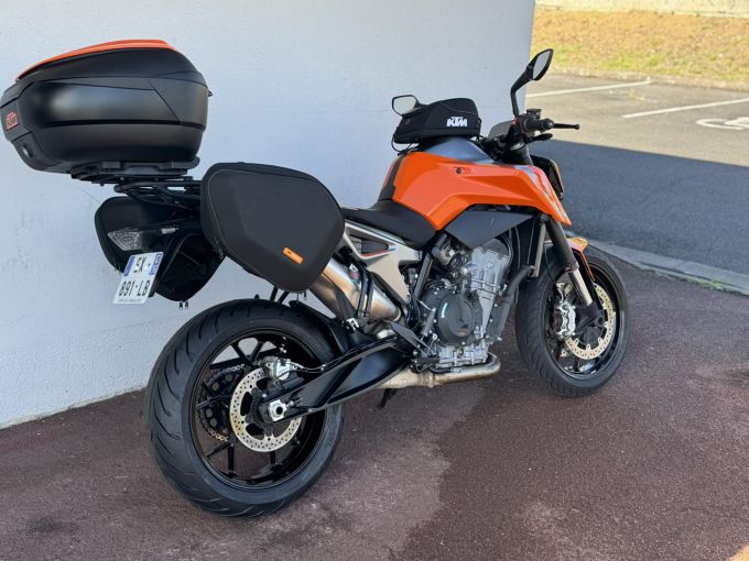 KTM 790 DUKE 4