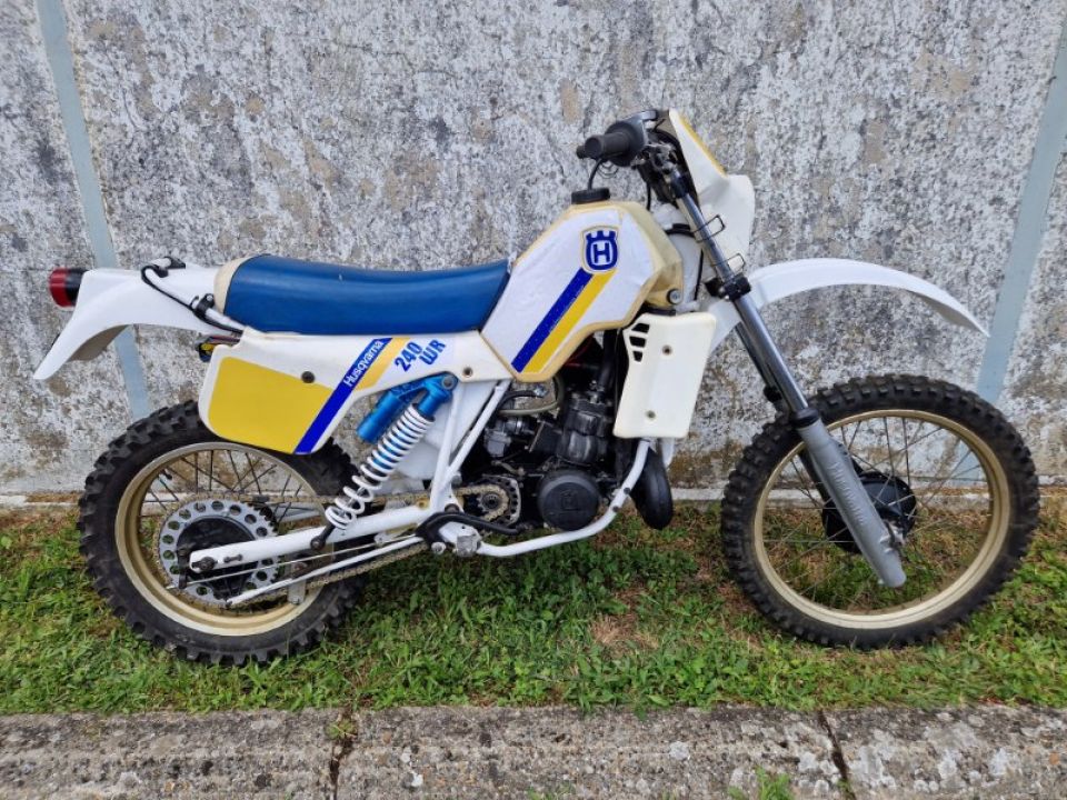 HUSQVARNA 240 wr 4