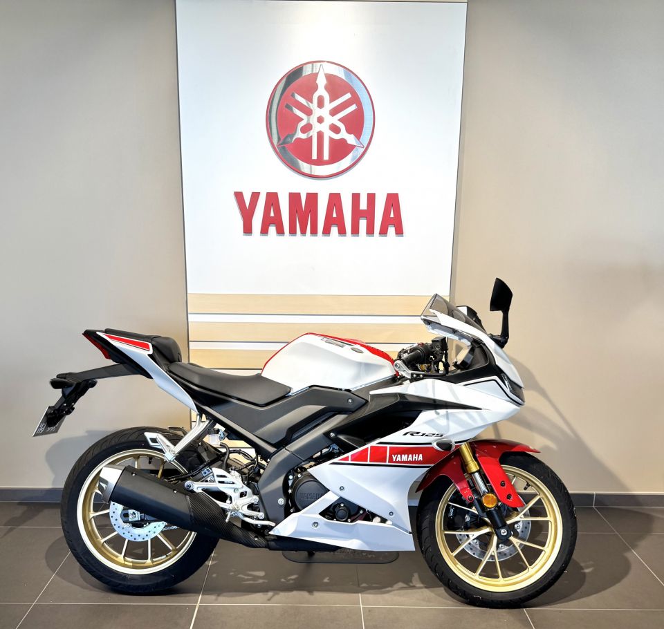 YAMAHA R125 World GP 60th Anniversary 4