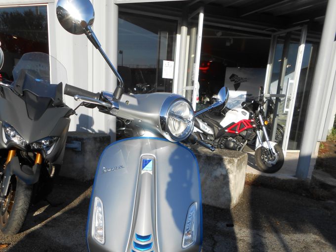 VESPA ELETTRICA 4