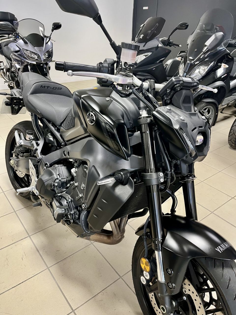 YAMAHA MT-09 35KW 4