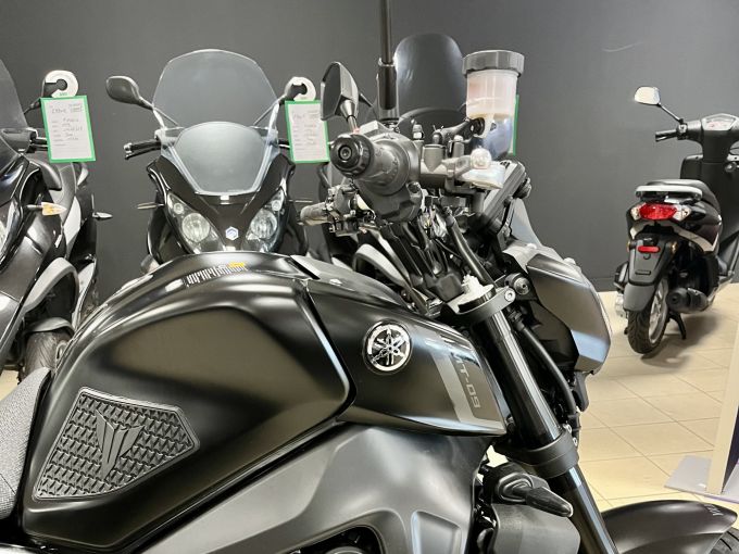 YAMAHA MT-09 35KW 4
