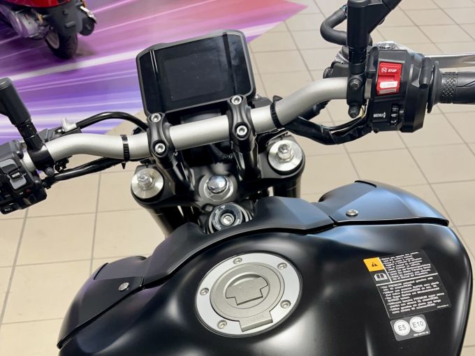 YAMAHA MT-09 35KW 4