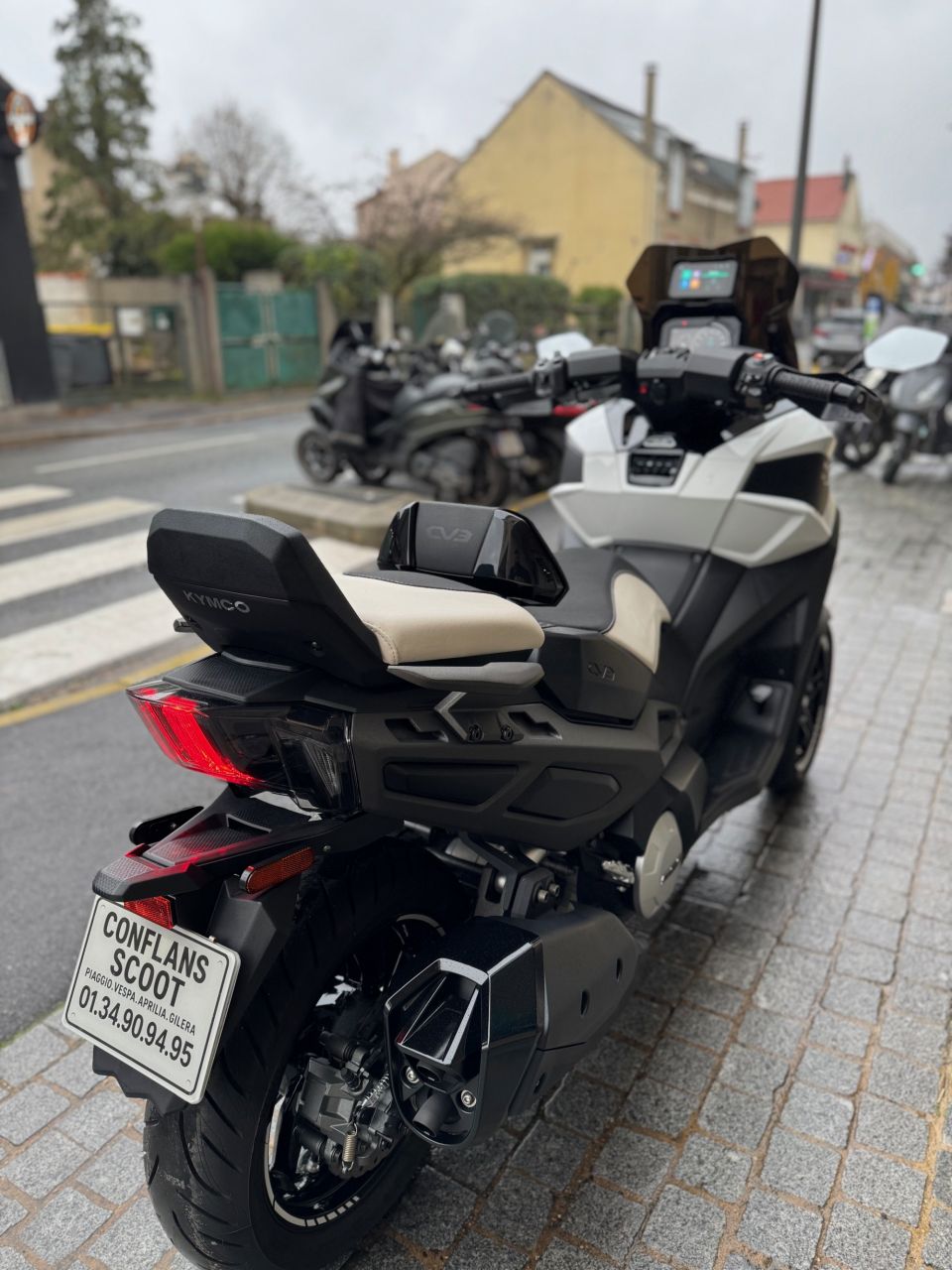 KYMCO CV3 550 4