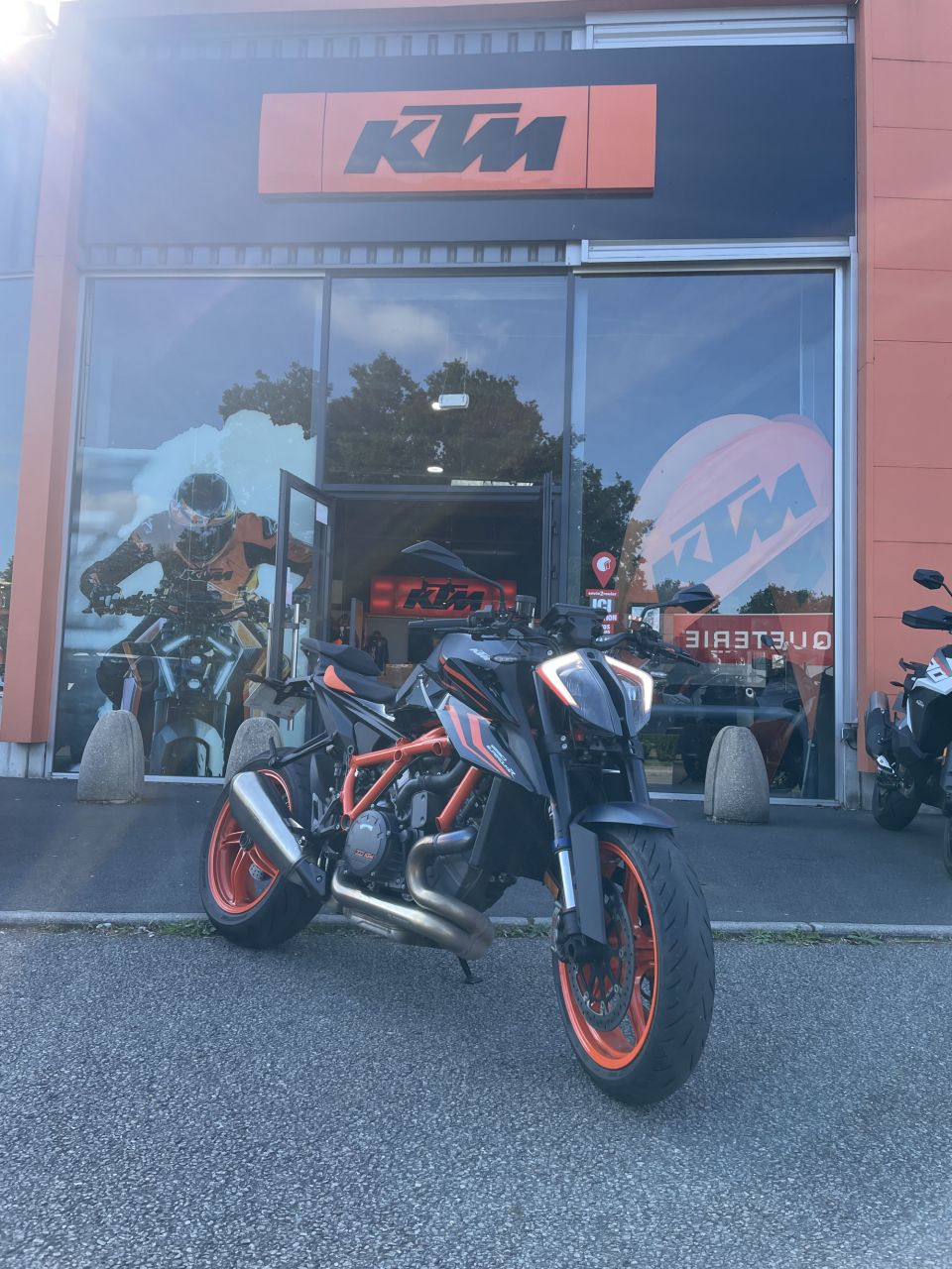 KTM 1290 SUPER DUKE R EVO 4