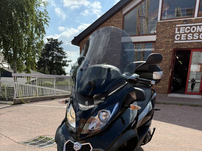PIAGGIO MP3 500 4