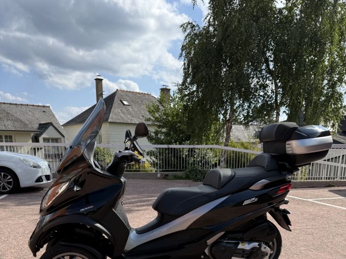 PIAGGIO MP3 500 4