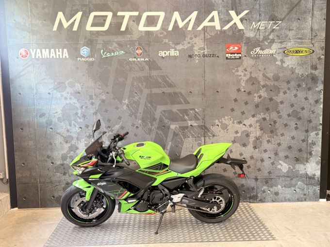 KAWASAKI NINJA 650 4