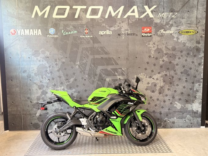 KAWASAKI NINJA 650 4