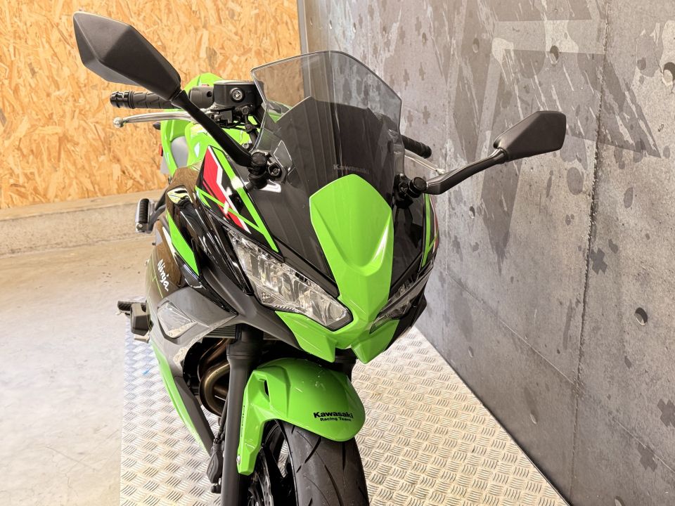 KAWASAKI NINJA 650 4