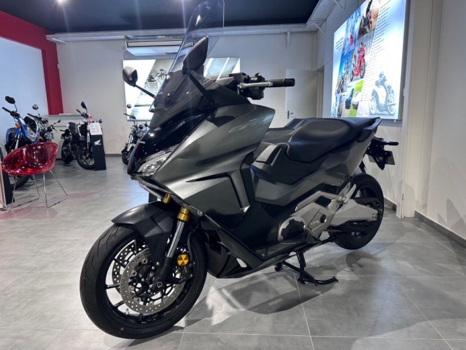 HONDA NSS FORZA 750 4