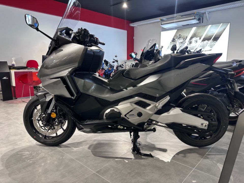 HONDA NSS FORZA 750 4