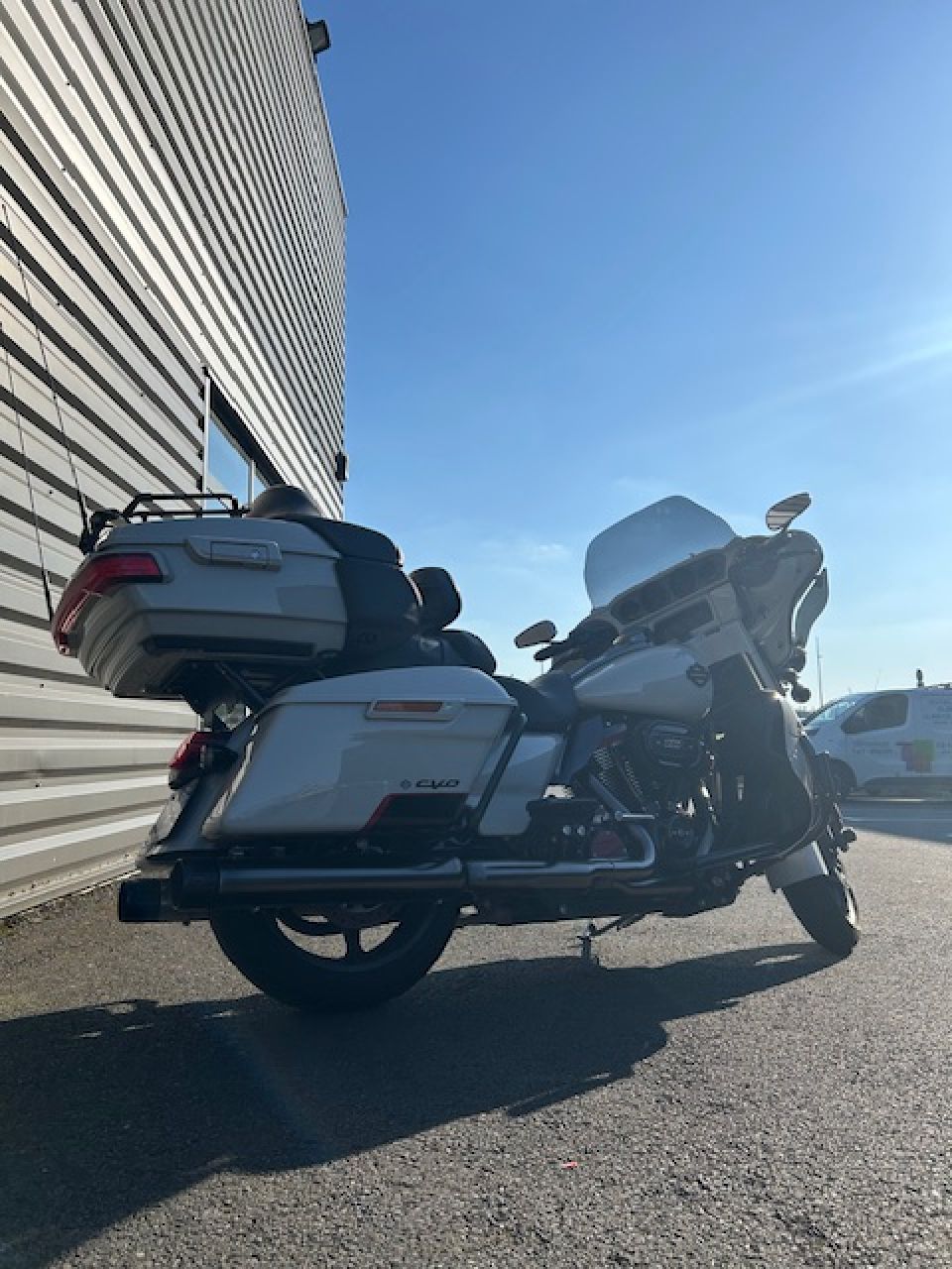 HARLEY-DAVIDSON TOURING ELECTRA GLIDE 1923 ULTRA CVO 4
