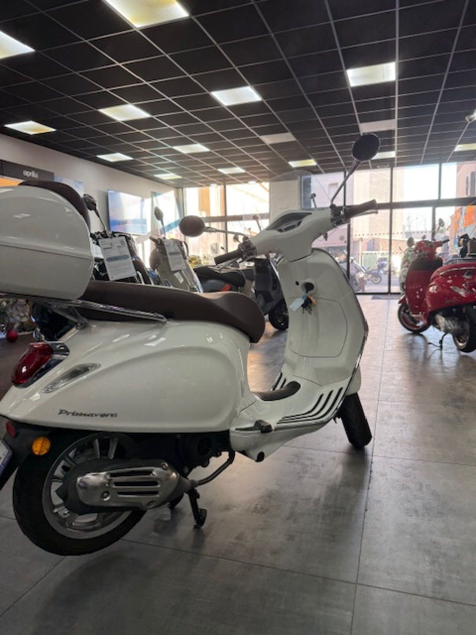 VESPA PRIMAVERA 50 4