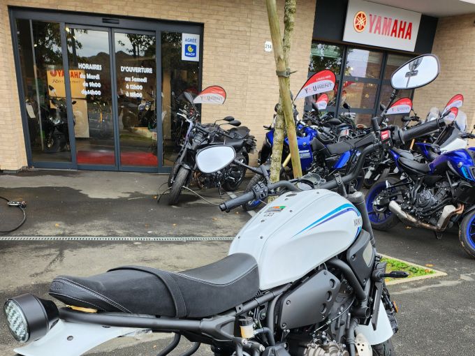 YAMAHA XSR 700 4