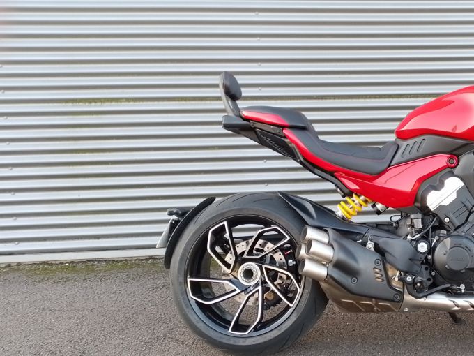 DUCATI DIAVEL V4 4