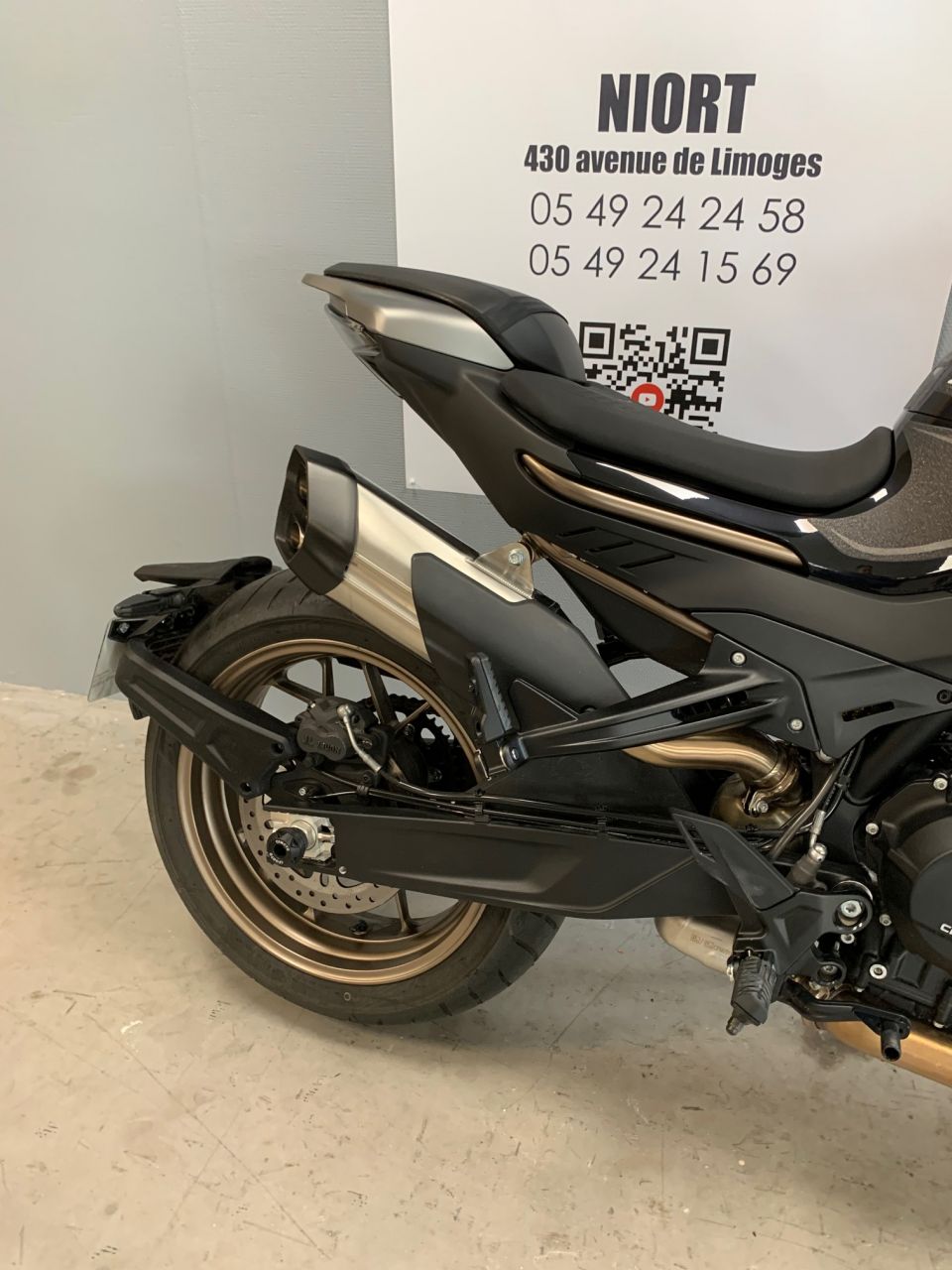 CF MOTO NK 800 Advance 4