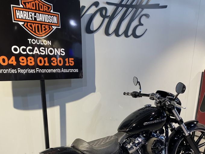 HARLEY-DAVIDSON SOFTAIL BREAKOUT 1745 4