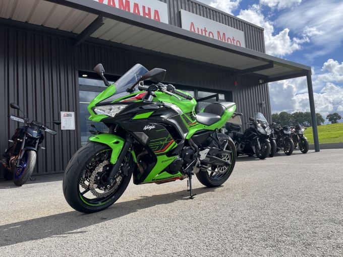 KAWASAKI NINJA 650 4