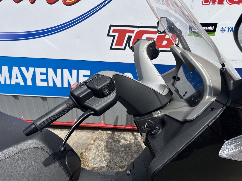 APRILIA ATLANTIC 125 4