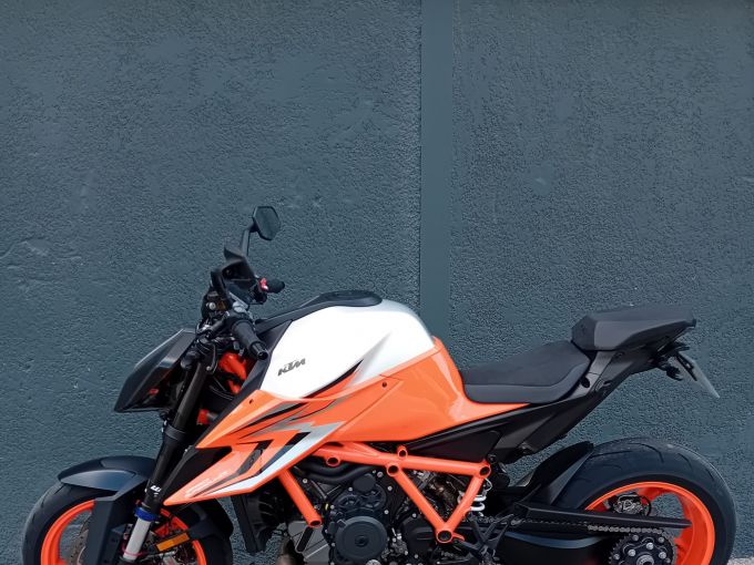 KTM 1290 SUPER DUKE R EVO 4