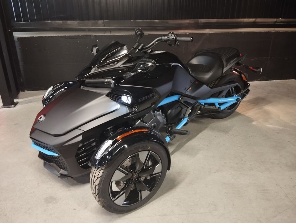 CAN-AM SPYDER F3-S 4