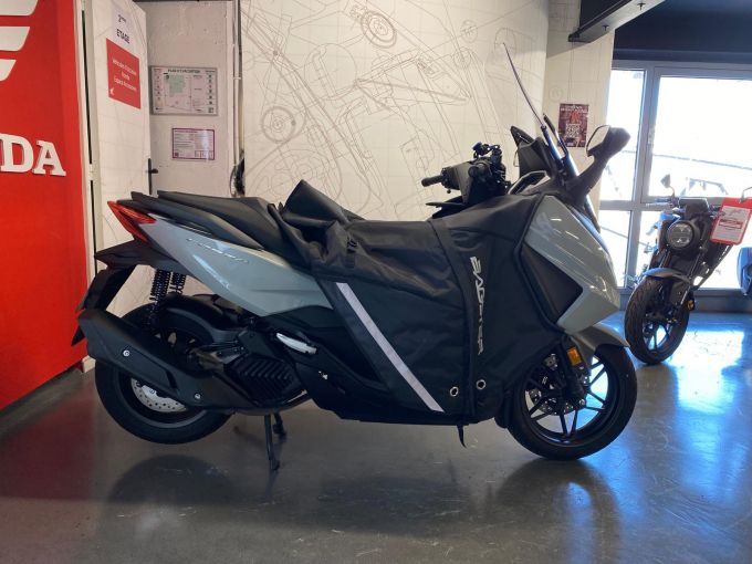 HONDA NSS FORZA 125 4