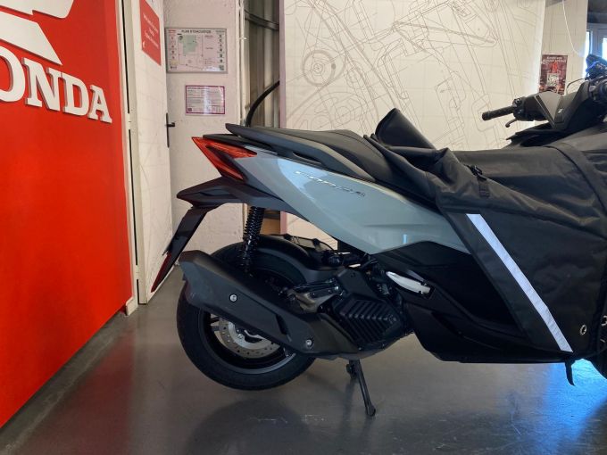 HONDA NSS FORZA 125 4