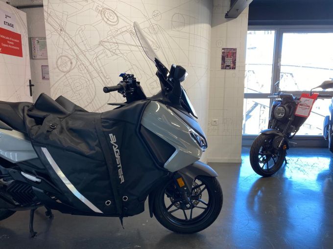 HONDA NSS FORZA 125 4