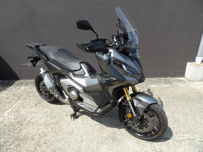 HONDA X-ADV 4