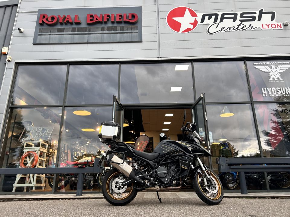 QJ MOTOR SRT 900 TOURING 4