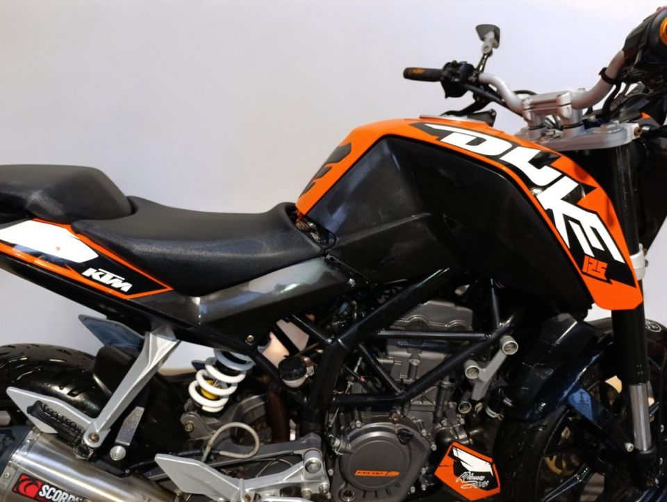 KTM 125 DUKE 4