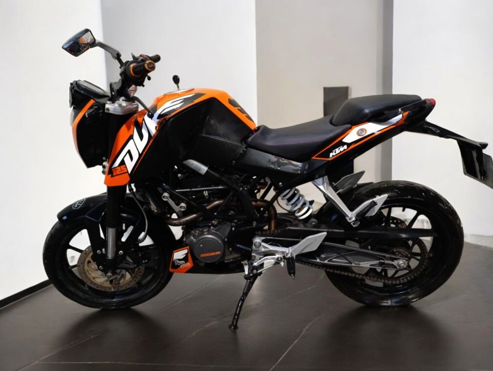 KTM 125 DUKE 4