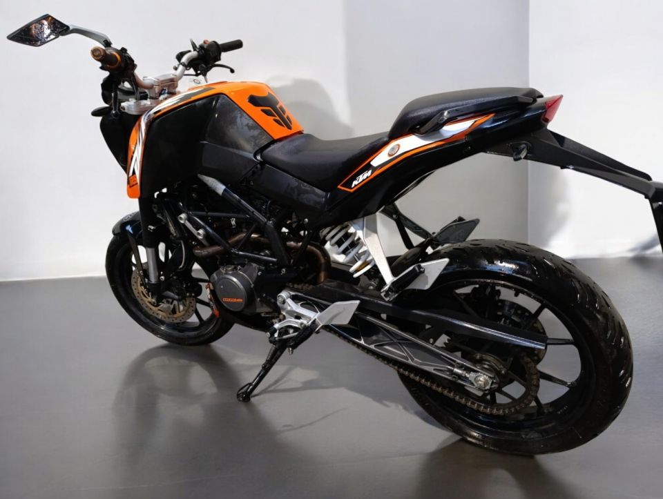 KTM 125 DUKE 4