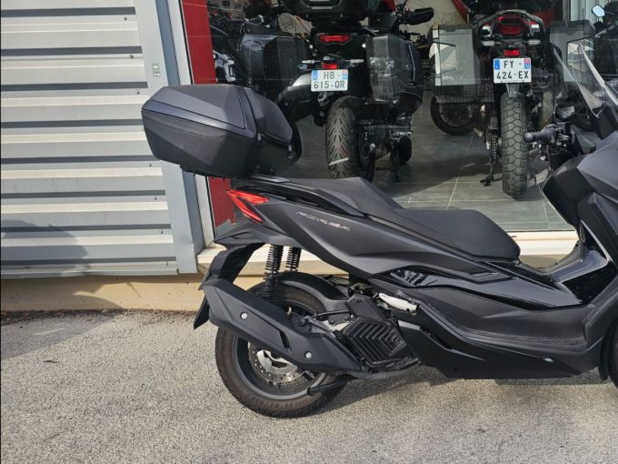 HONDA NSS FORZA  125AD 4