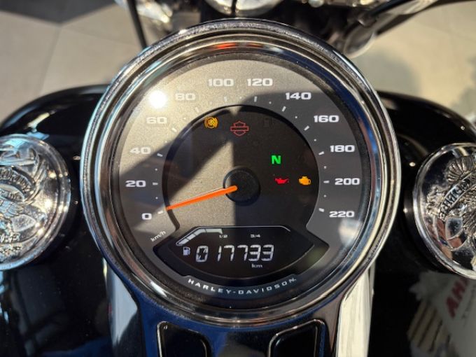 HARLEY-DAVIDSON SOFTAIL SPORT GLIDE 1745 STAGE 1 225€/MOIS* GARANTIE 12 MOIS 4